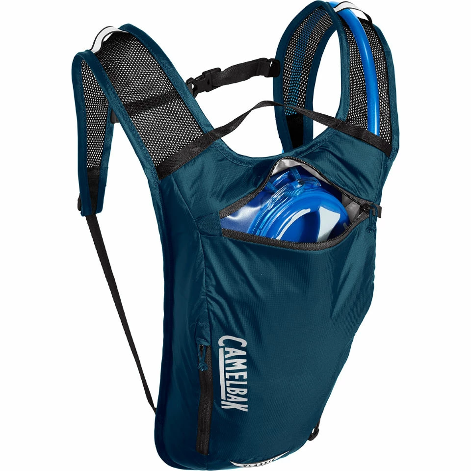 Camelbak Classic Light 70oz Hydration Pack 3 Camelbak Classic Light 70oz Hydration Pack – Image 3
