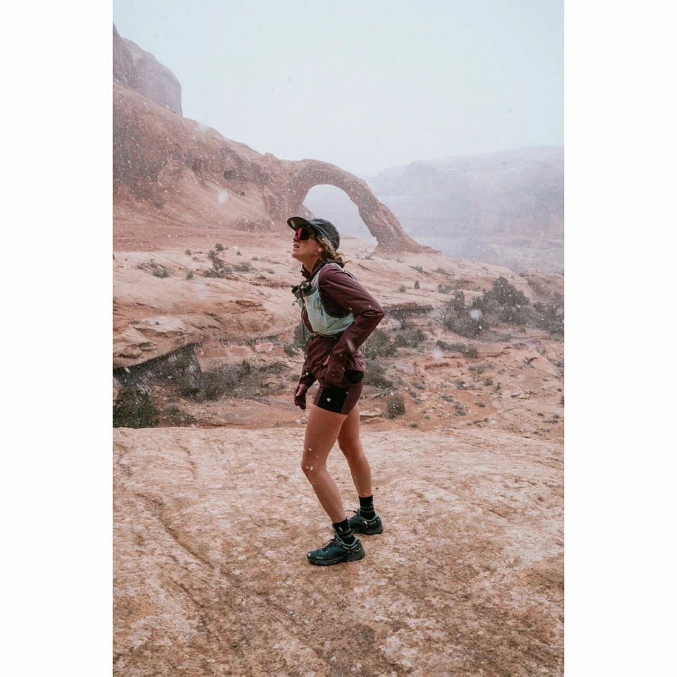 Ultimate Direction Race Vesta 6.0 3 Ultimate Direction Race Vesta 6.0 – Image 3