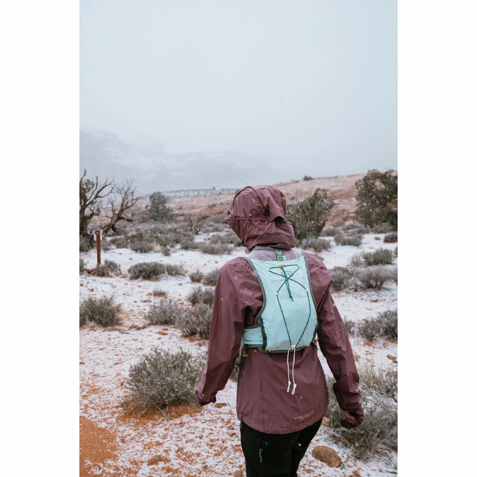 Ultimate Direction Race Vesta 6.0 4 Ultimate Direction Race Vesta 6.0 – Image 4