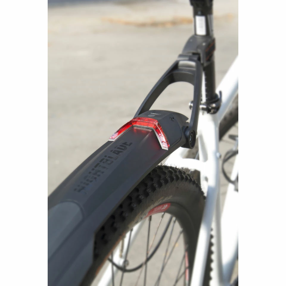 SKS Nightblade Mudguard With Integrated Light 6 SKS Nightblade Mudguard With Integrated Light – Image 6
