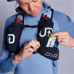 Gilet D'hydratation Femme Ultimate Direction Halo 9 Gilet D'hydratation Femme Ultimate Direction Halo -Promos Vélos de route Magasin Ultimate Direction Women s Halo Vest Hydration Vests Black SS19 80467419MEDIUM 8