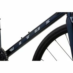 Vélo De Route Vitus Razor FB (disque, Claris, 2022) -Promos Vélos de route Magasin Vitus Razor FB Disc Road Bike Claris 09