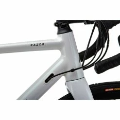 Vélo De Route Femme Vitus Razor W (disque, Claris, 2022) 19 Vélo De Route Femme Vitus Razor W (disque, Claris, 2022) -Promos Vélos de route Magasin Vitus Razor W Disc Road Bike Claris 2022 06