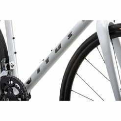 Vélo De Route Femme Vitus Razor W (disque, Claris, 2022) 25 Vélo De Route Femme Vitus Razor W (disque, Claris, 2022) -Promos Vélos de route Magasin Vitus Razor W Disc Road Bike Claris 2022 12