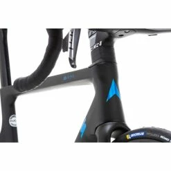 Vélo De Route Vitus ZX-1 EVO CRX ETap AXS (Red, 2022) 26 Vélo De Route Vitus ZX-1 EVO CRX ETap AXS (Red, 2022) -Promos Vélos de route Magasin Vitus20ZX 120EVO20CRX20eTap20AXS20Road20Bike20Red2011