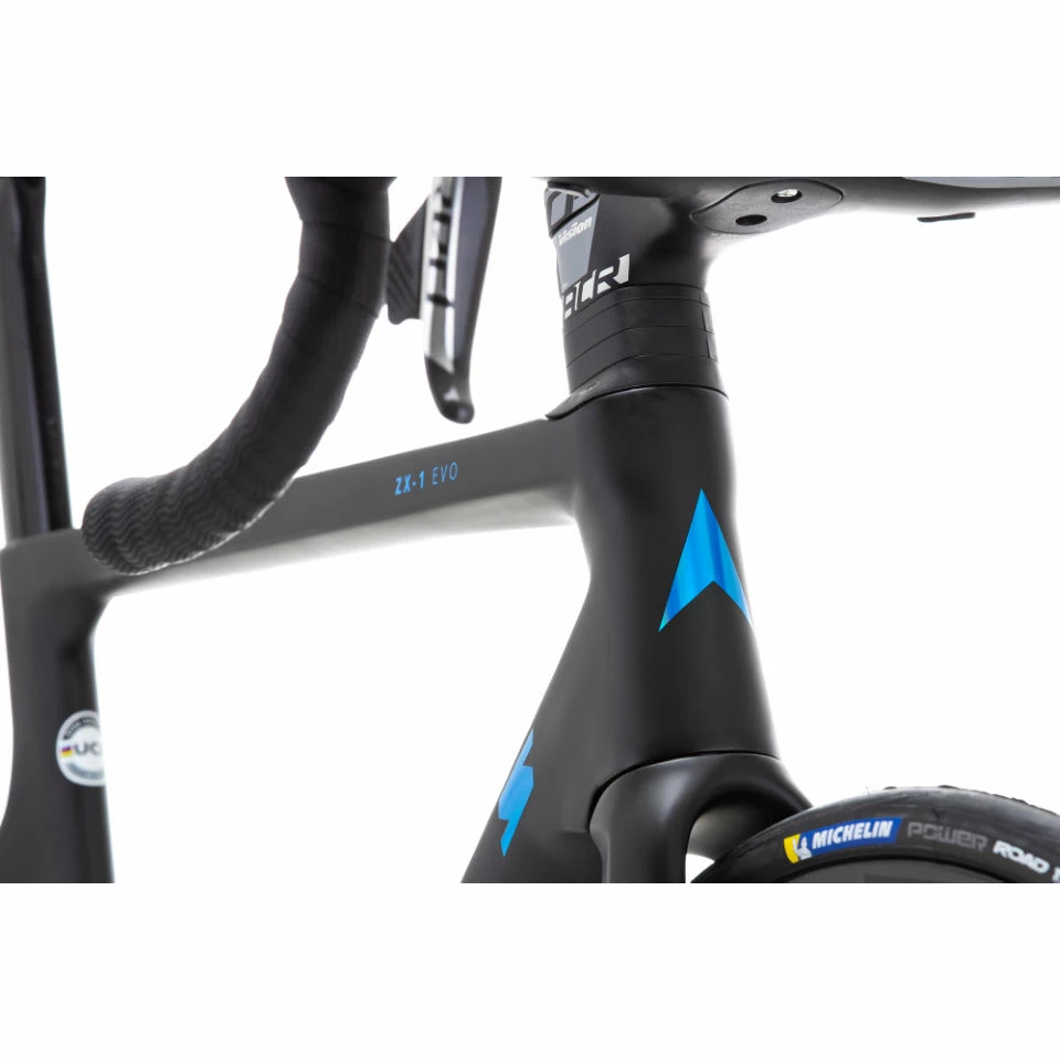 Vélo De Route Vitus ZX-1 EVO CRX ETap AXS (Red, 2022) 11 Vélo De Route Vitus ZX-1 EVO CRX ETap AXS (Red, 2022) – Image 11